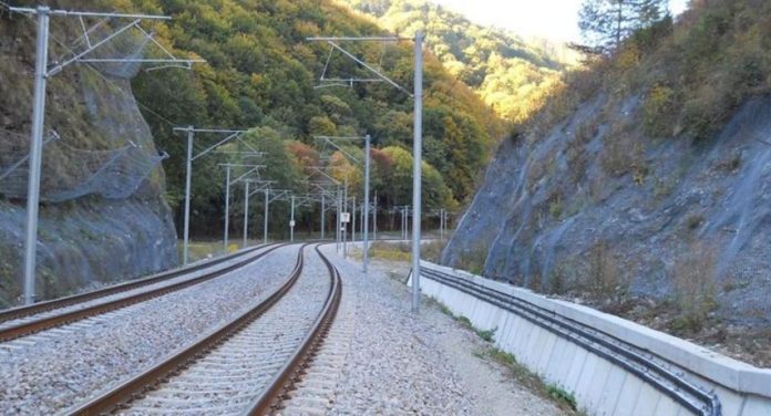 cfr-doreste-electrificarea-caii-ferate-arad-oradea-cerere-pentru-studiu-de-fezabilitate