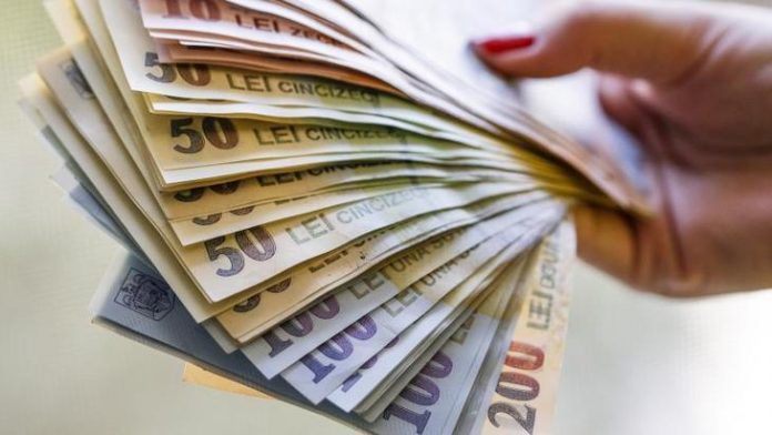 fosta-angajata-a-unui-ifn-acuzata-de-semnarea-falsa-a-sapte-contracte-de-credit