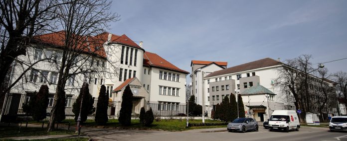 ordin-de-ministru-examenul-si-lucrarea-de-licenta-obligatoriu-in-pereche