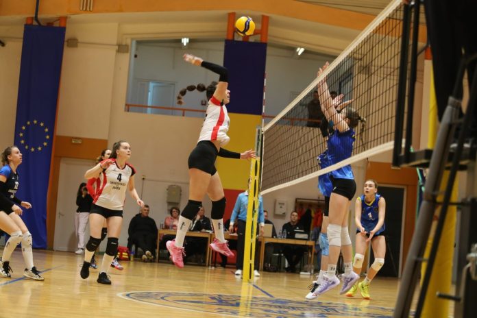 csu-oradea-a-invins-csm-corona-brasov-si-s-a-calificat