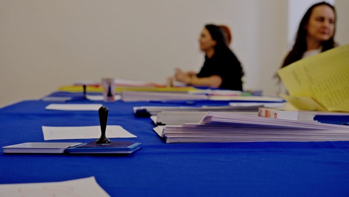 la-sectia-de-vot-din-baile-felix-au-fost-trimise-400-de-buletine-suplimentare