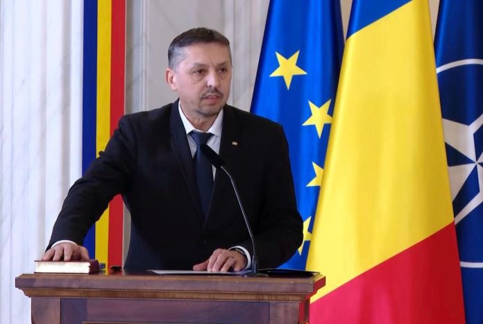 mesajul-ministrului-educatiei-de-ziua-tineretului-refuzati-impostura-agresivitatea-si-lipsa-de-bun-simt