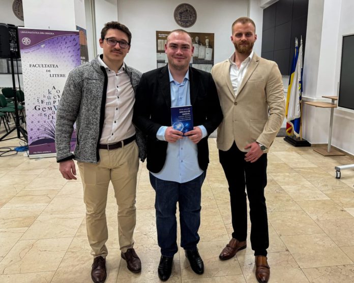 patru-tineri-din-oradea-folosesc-internetul-pentru-educatia-liceenilor