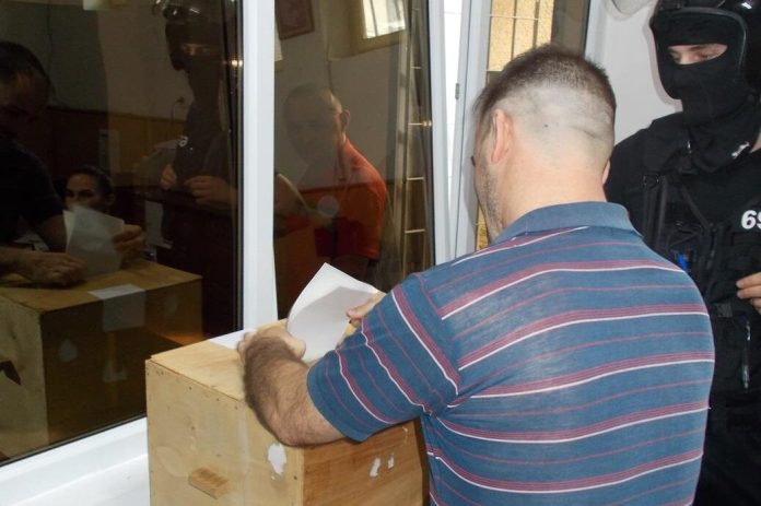 peste-500-de-detinuti-din-oradea-au-votat