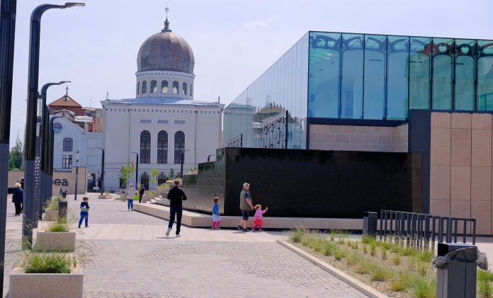 piata-muncii-din-bihor-se-revigoreaza-angajari-si-salarii-mai-mari