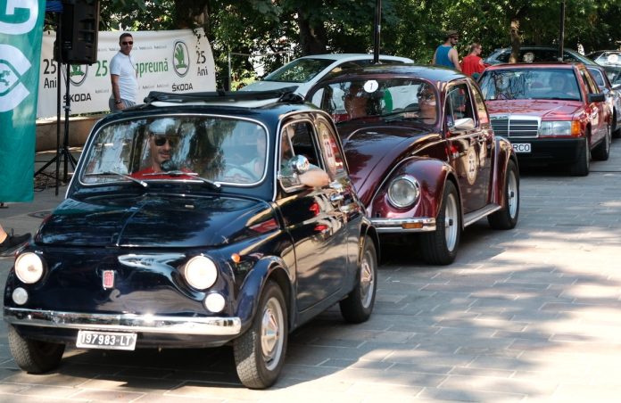 retromobil-club-romania-prezinta-classic-car-show-oradea