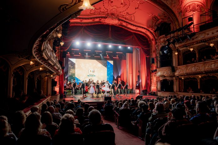 scoala-de-arte-francisc-hubic-din-oradea-a-sarbatorit-100-de-ani-de-educatie-artistica