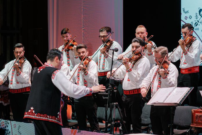 scoala-de-arte-francisc-hubic-marcheaza-100-de-ani-iuliana-tudor-prezinta-concertul-aniversar