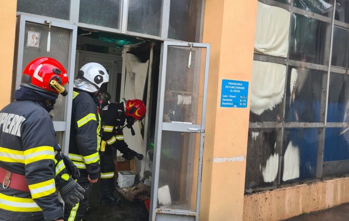incendiu-in-piata-decebal-din-oradea-afecteaza-o-ghereta