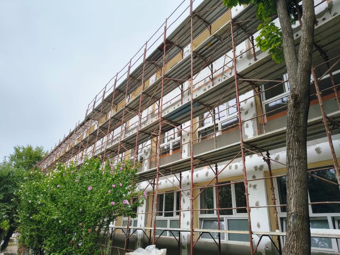 reabilitarea-scolii-generale-nr-16-din-oradea-a-ajuns-la-12