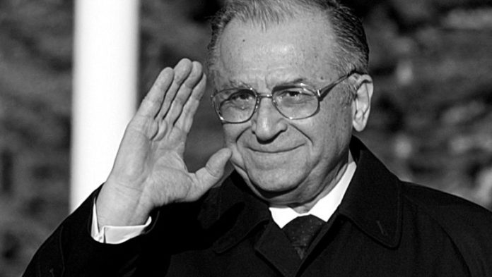 ion-iliescu-a-decedat-la-95-de-ani
