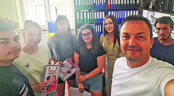 primaria-astileu-mentine-o-traditie-de-13-ani-in-bihor