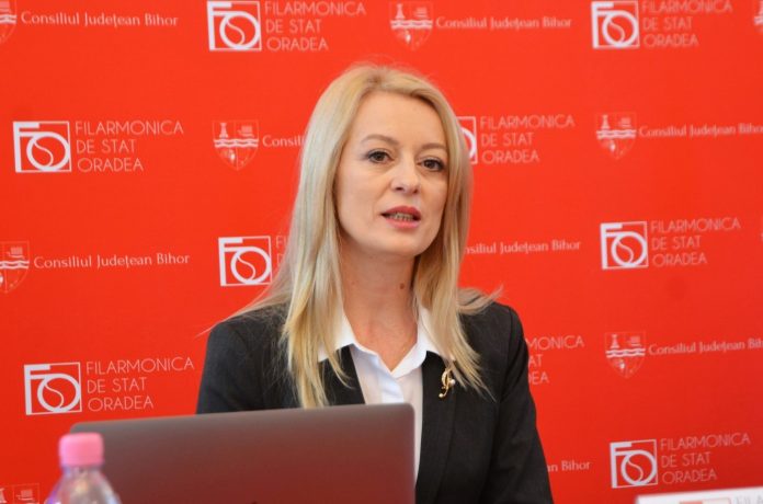 interviu-cu-carmen-rus-manager-filarmonica-oradea-excellence-is-our-goal