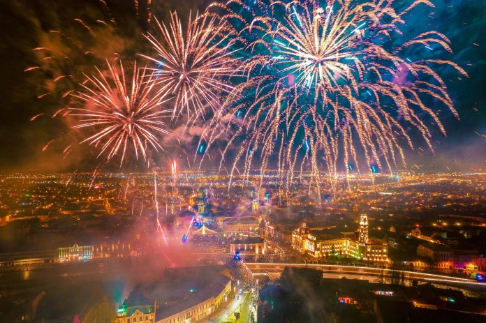 Cu sau fără artificii de Revelion în Oradea?