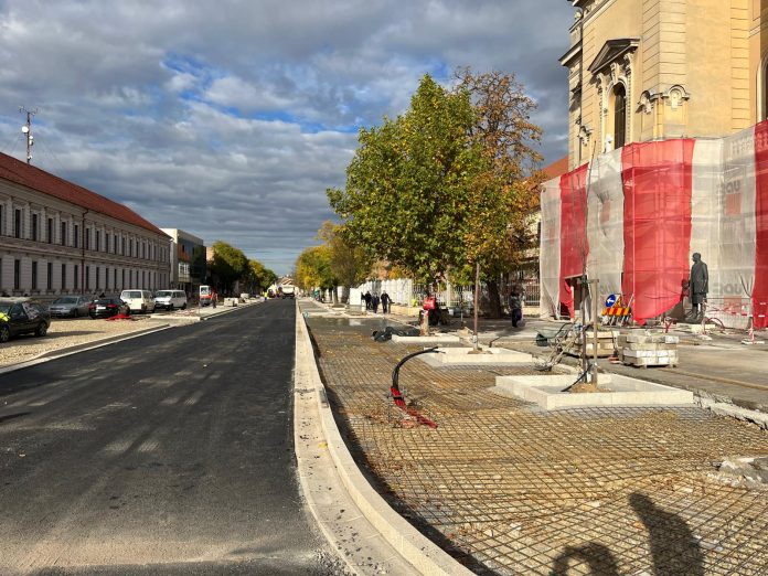 Primul strat de asfalt pe strada Dunării din Oradea