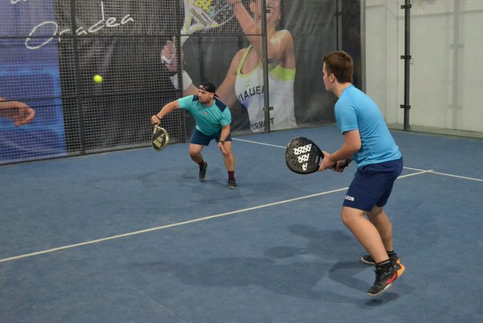 Sâmbătă și duminică are loc etapa a 10-a „Oradea joacă padel”