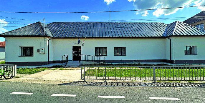 Căminele culturale din Sâmbăta au fost renovate.