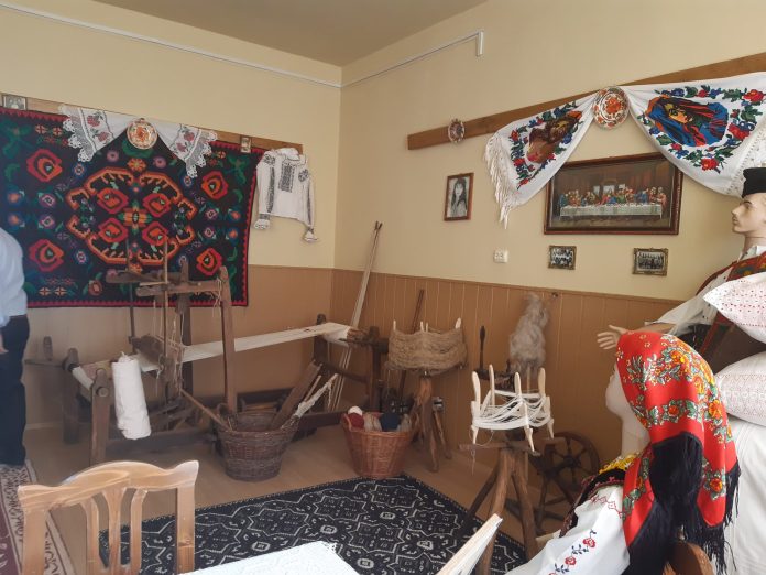 Muzeul Girișu de Criș strânge obiecte vechi pentru sat