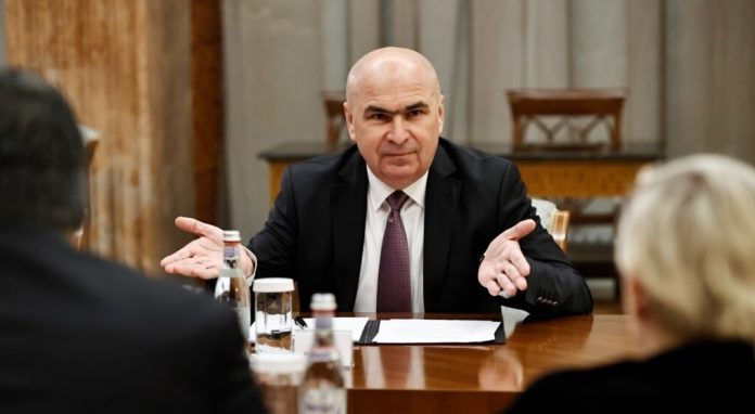 76% dintre români au încredere scăzută sau foarte scăzută în premierul Ilie Bolojan, conform unui sondaj.