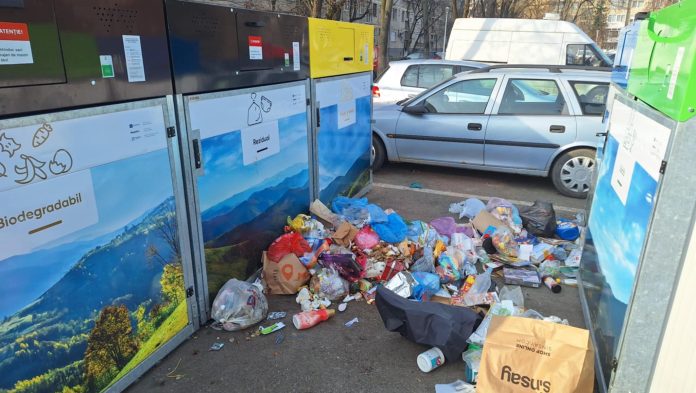 Eco-insulele din Oradea, sub analiza Primăriei: probleme tehnice, cartele neutilizate și sancțiuni anunțate