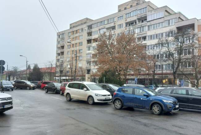 Poate că da, poate că nu. Destinul clădirilor ce urmează să fie demolat în zona Parcului Traian depinde de PUZ.