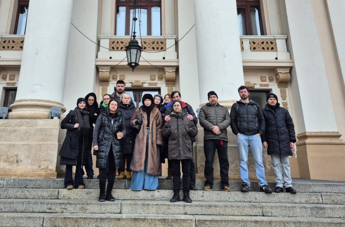 Protest de solidaritate al actorilor Teatrului Regina Maria privind normele anunțate de Ministerul Culturii