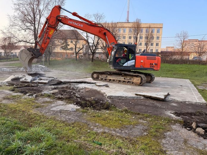 Au demarat lucrările de reabilitare și extindere în șanțul Cetății, cu o investiție de aproape 20 de milioane de lei.