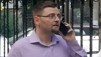 mihaiu-n-a-executat.-voineag-n-a-atacat.-liposchi-n-a-semnat.-tu-ai-plătit. mihaiu-n-a-executat.-voineag-n-a-atacat.-liposchi-n-a-semnat.-tu-ai-plătit.
