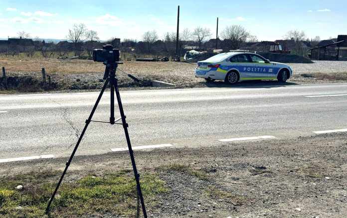 Prins circulând cu 110 km/h în Tileagd în timpul unei depășiri ilegale. Câte luni a fost nevoit să renunțe la permis?