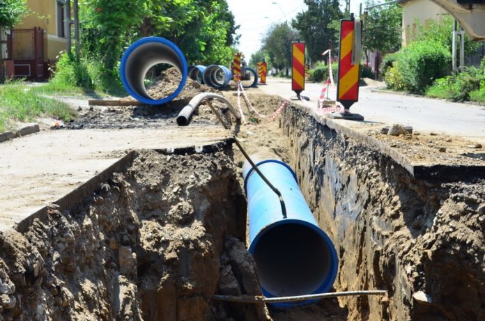 Peste 23 de milioane de lei pentru extinderea și modernizarea rețelelor de apă și canalizare pe diverse străzi din Oradea.