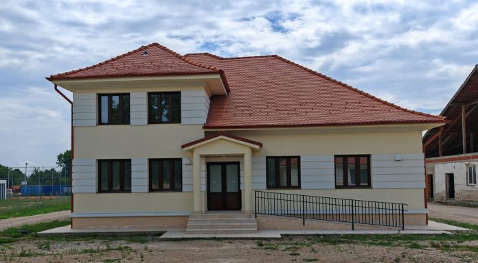 Investiții de peste 3 milioane de lei în Căbești: grădinița și două dispensare au fost renovate.