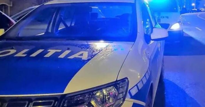 Accident în Ciumeghiu: șofer băut, arestat după ce a intrat cu mașina într-un gard Accident în Ciumeghiu: șofer băut, arestat după ce a intrat cu mașina într-un gard