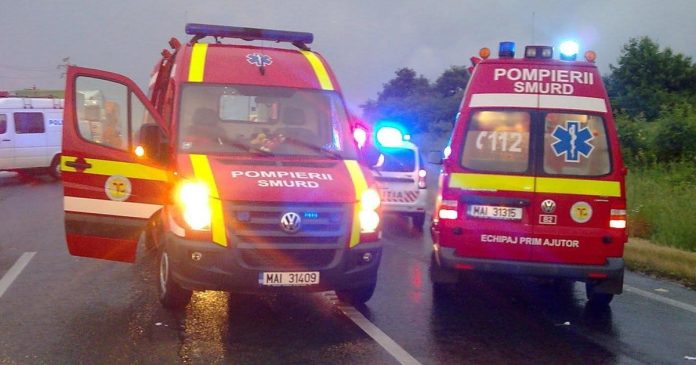 Accident pe DEx16, lângă Biharia: cinci răniți duși la spital Accident pe DEx16, lângă Biharia: cinci răniți duși la spital