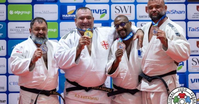 Aurel Gavriș din Bihor a câștigat bronzul la Campionatul Mondial de Judo Masters Aurel Gavriș din Bihor a câștigat bronzul la Campionatul Mondial de Judo Masters