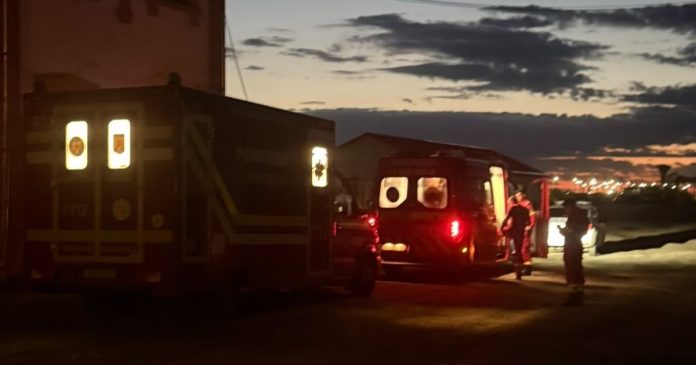 Bărbat de 36 de ani găsit fără viață într-o zonă de cazare a muncitorilor din Oradea Bărbat de 36 de ani găsit fără viață într-o zonă de cazare a muncitorilor din Oradea