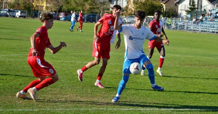 Crișul Sântandrei a câștigat duelul bihorean și a urcat pe loc de play-off în Liga 3