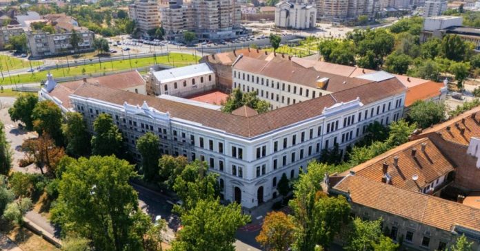 Gojdu a primit aprobarea pentru programul hibrid de Bac. Cum se pot schimba orele elevilor