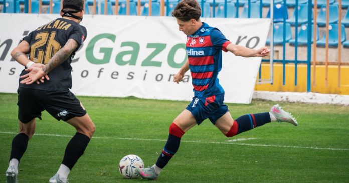 Ion Marin cheamă 2 jucători de la FC Bihor și un portar orădean la turneul din Serbia Ion Marin cheamă 2 jucători de la FC Bihor și un portar orădean la turneul din Serbia