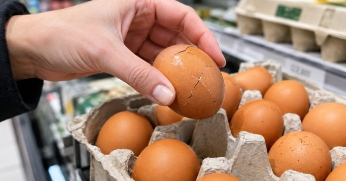 Ouăle de evitat la cumpărături: la ce să fii atent Ouăle de evitat la cumpărături: la ce să fii atent