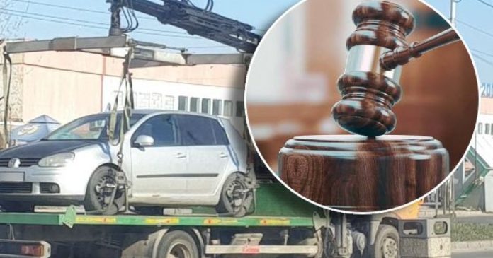 Poliția Bihor, judecată pentru cum a returnat o mașină confiscată