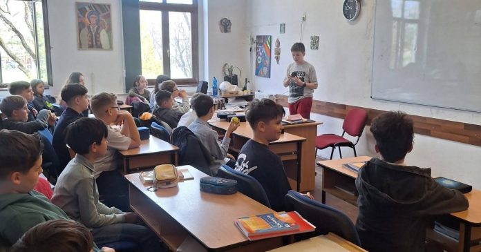 Profesoară din Oradea, distinsă eTwinning pentru matematică în natură