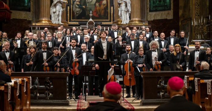 Te Deum de Berlioz, sold out: Filarmonica Oradea adaugă o nouă reprezentație Te Deum de Berlioz, sold out: Filarmonica Oradea adaugă o nouă reprezentație