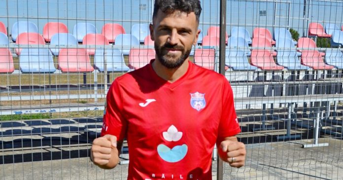 Transferuri la echipele bihorene din Liga 3. Etapa a 3-a se joacă vineri și sâmbătă Transferuri la echipele bihorene din Liga 3. Etapa a 3-a se joacă vineri și sâmbătă