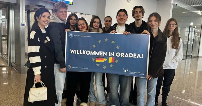 29 de elevi de la „Mihai Eminescu” participă la mobilități Erasmus+ în Germania și Spania