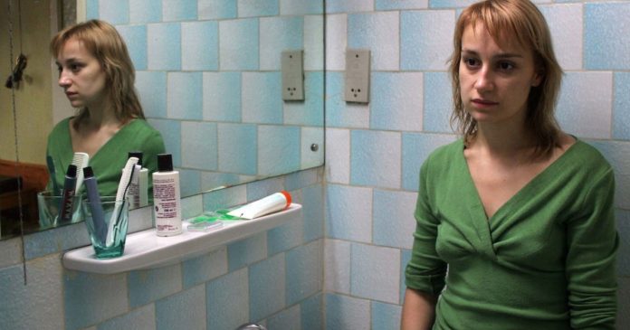 Anamaria Marinca, la proiecția filmului „4 luni, 3 săptămâni și 2 zile” Anamaria Marinca, la proiecția filmului „4 luni, 3 săptămâni și 2 zile”