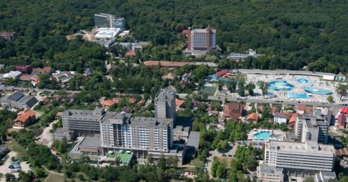 Băile Felix și 1 Mai, în top: 89 de bilete de tratament disponibile Băile Felix și 1 Mai, în top: 89 de bilete de tratament disponibile