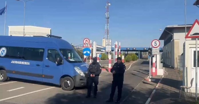 Cei 8 polițiști de frontieră și vameși din Halmeu rămân în arest