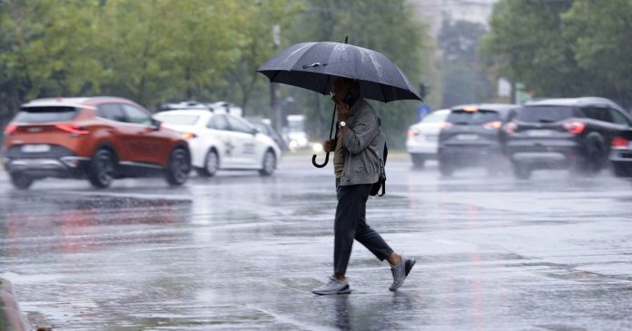 De la 30 de grade la vreme rece și ploioasă. Prognoza meteo pentru următoarele săptămâni De la 30 de grade la vreme rece și ploioasă. Prognoza meteo pentru următoarele săptămâni