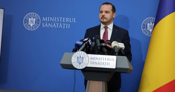 Medicii care pleacă la privat: la a treia abatere pot pierde locul de muncă