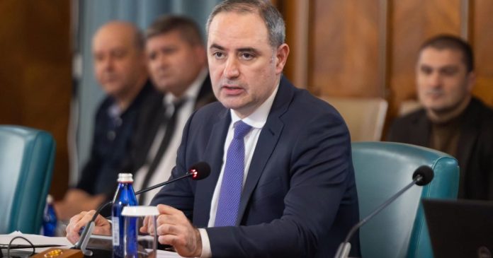 Nazare: cifre care contrazic criticile PSD. Deficitul a scăzut, investițiile au crescut